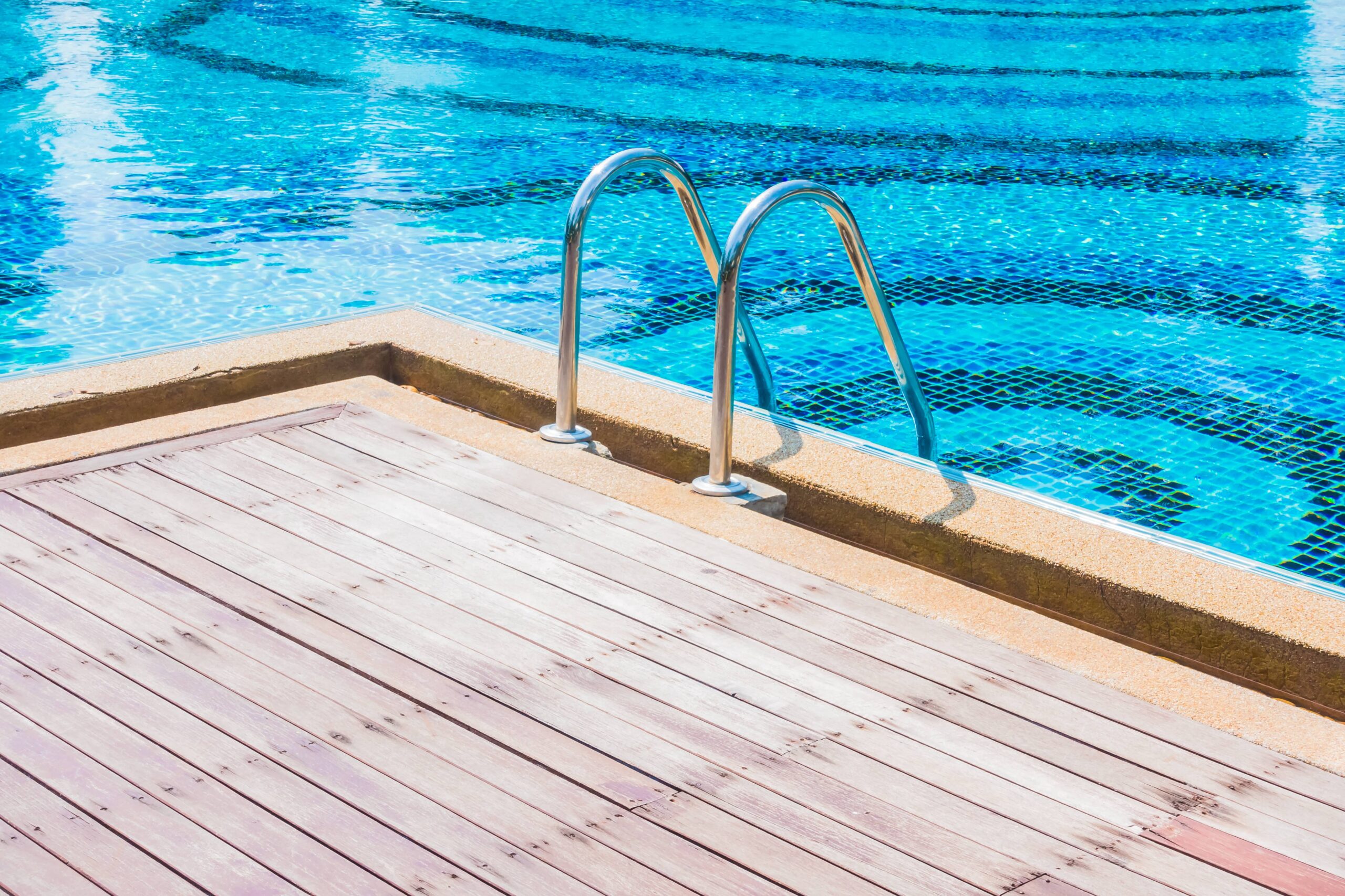 Pool Deck Repairs vs. Replacement: Which Option is Right for You?