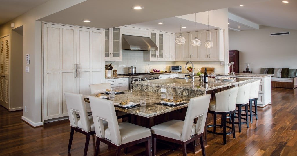 Open Concept Transitional Kitchen Design